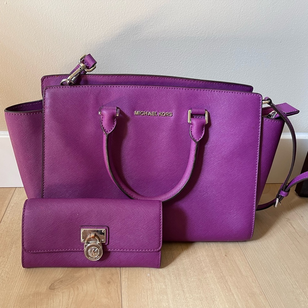 Michael Kors Selma Saffiano Tote with matching Wallet - rare purple color